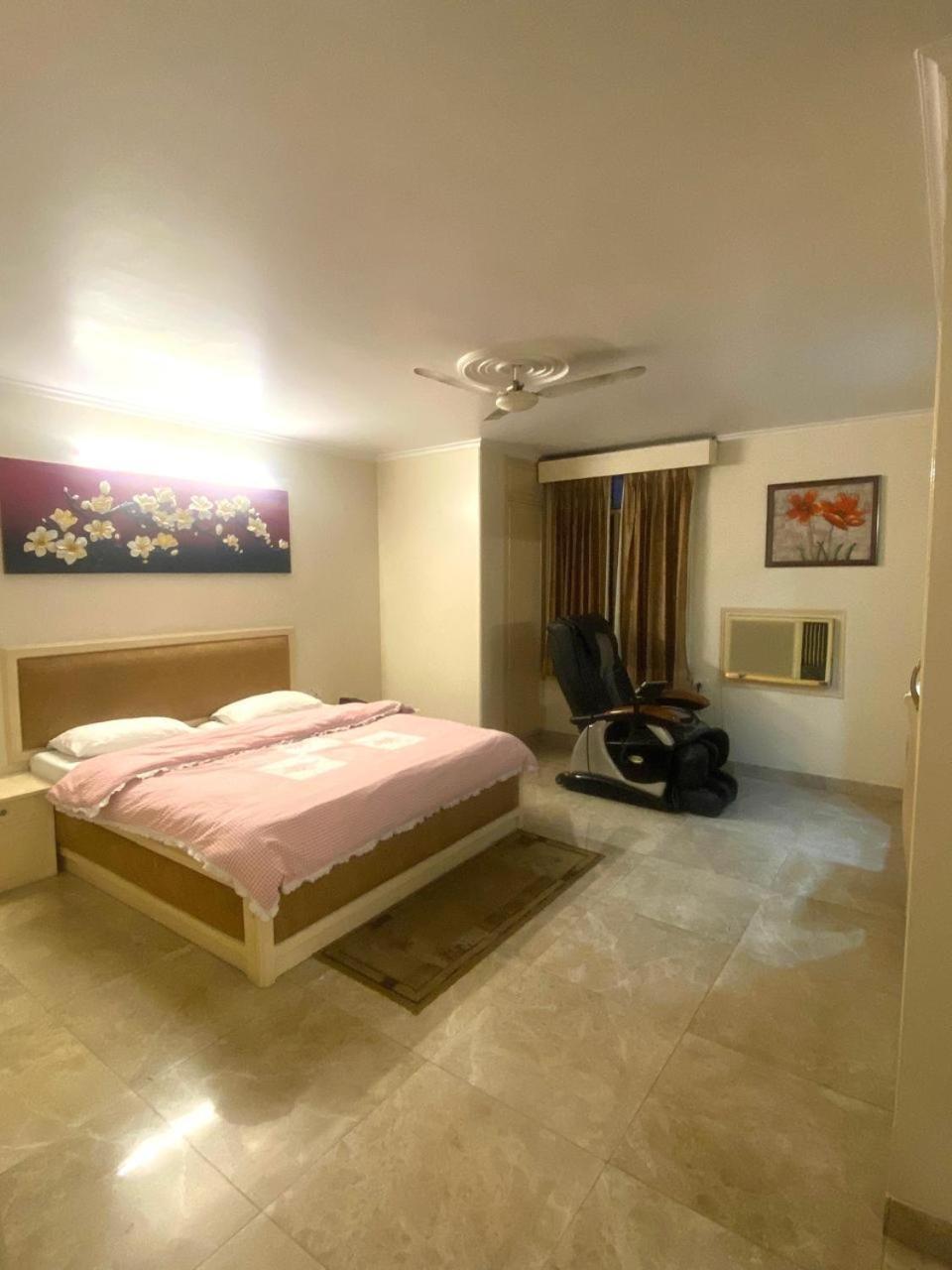 Hotel Mayur Deluxe Meerut Eksteriør bilde