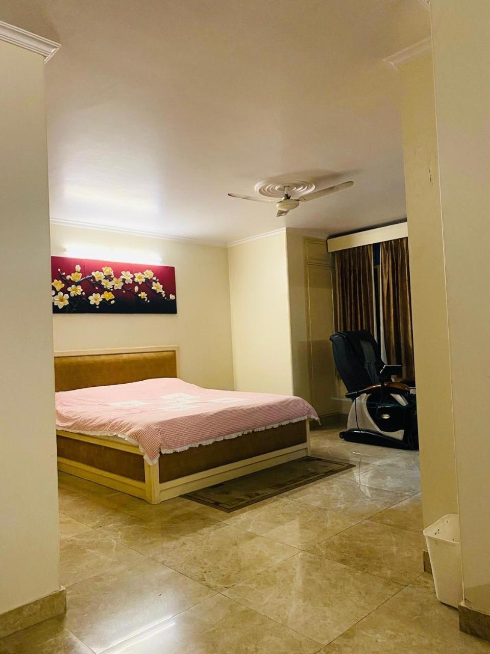 Hotel Mayur Deluxe Meerut Eksteriør bilde